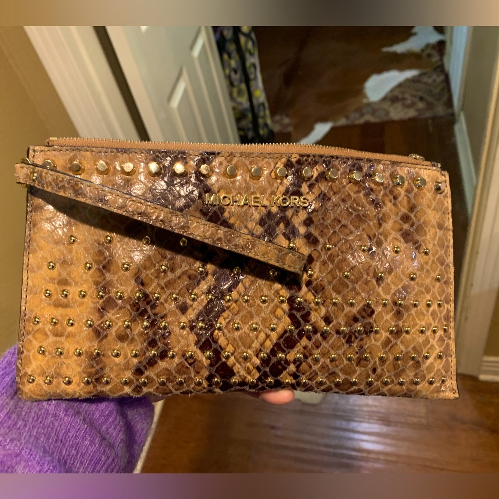 MICHAEL Michael Kors Brown Snake Print studded Wallet